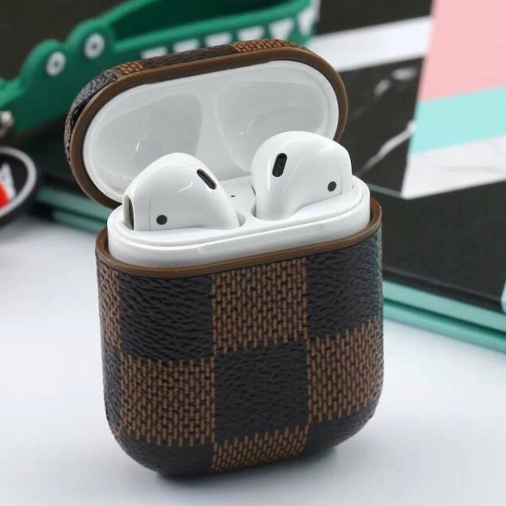 AirPods leather case